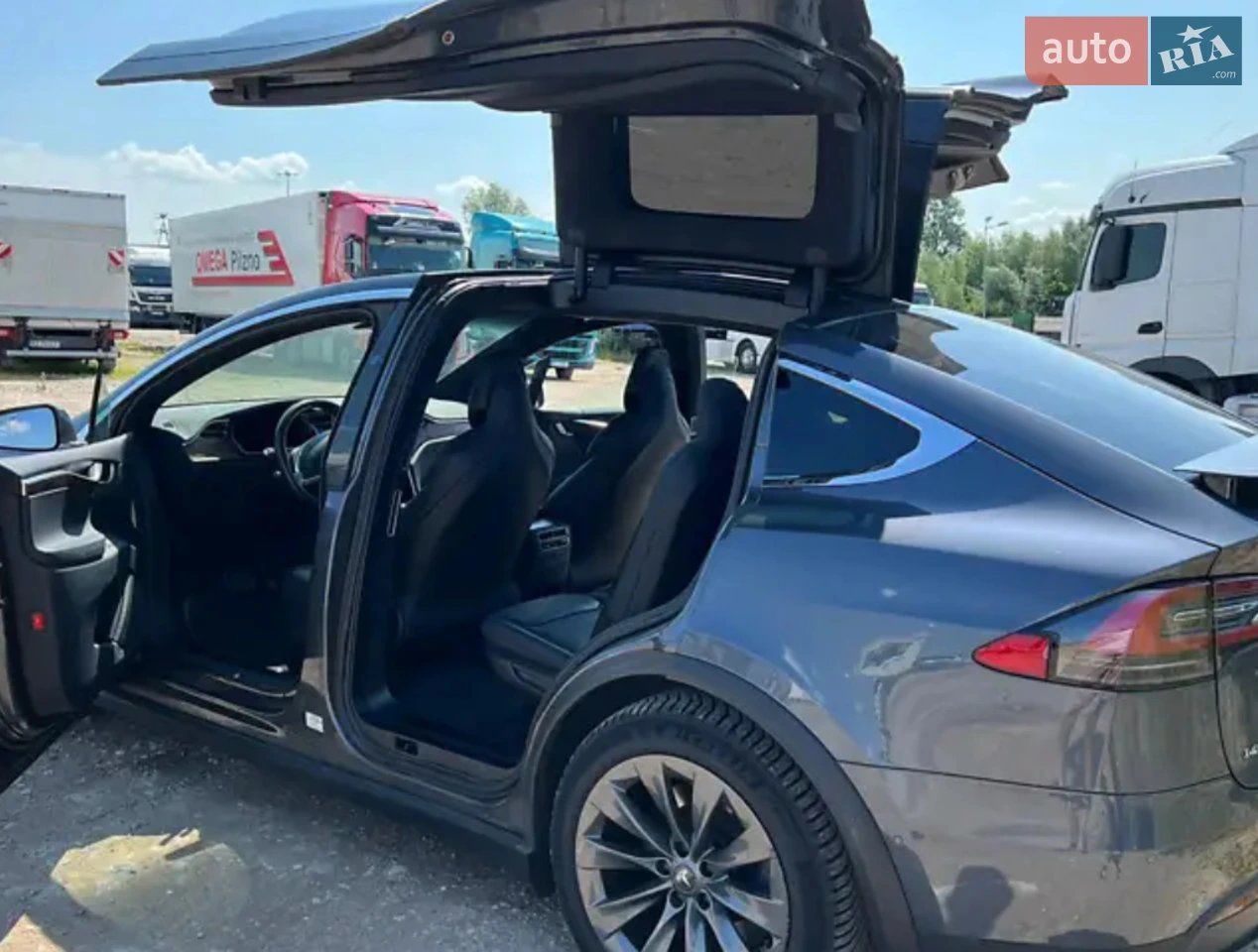 2017 Tesla Model X - мініатюра 39