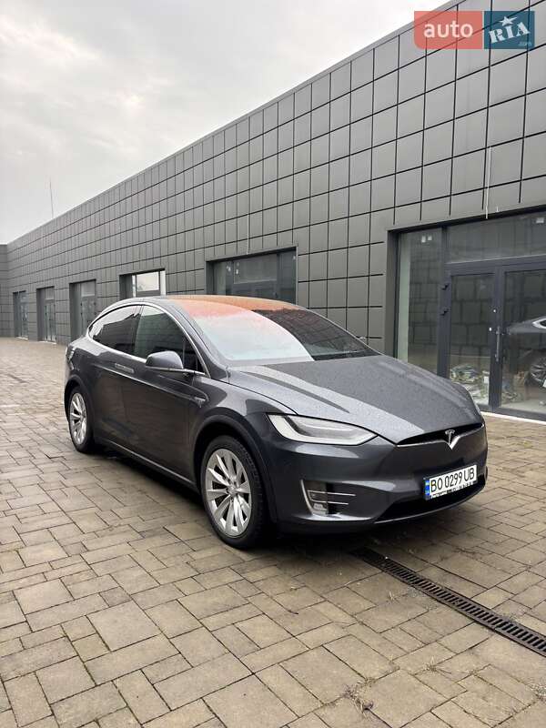Позашляховик / Кросовер Tesla Model X 2016 в Тячеві фото Позашляховик / Кросовер Tesla Model X 2016 в Тячеві