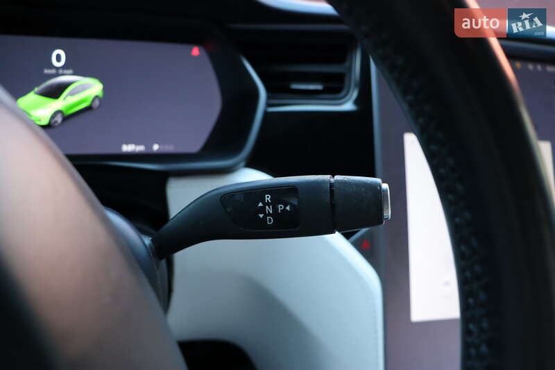 Внедорожник / Кроссовер Tesla Model X 2019 в Львове