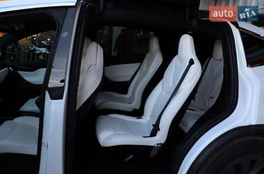 Внедорожник / Кроссовер Tesla Model X 2019 в Львове