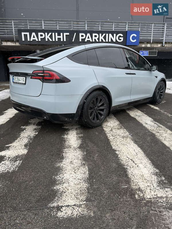 Внедорожник / Кроссовер Tesla Model X 2018 в Киеве