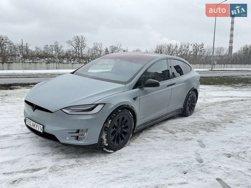 Внедорожник / Кроссовер Tesla Model X 2018 в Киеве