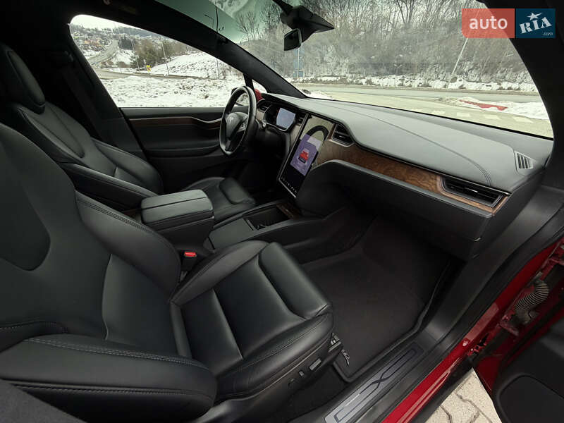 Внедорожник / Кроссовер Tesla Model X 2020 в Тернополе