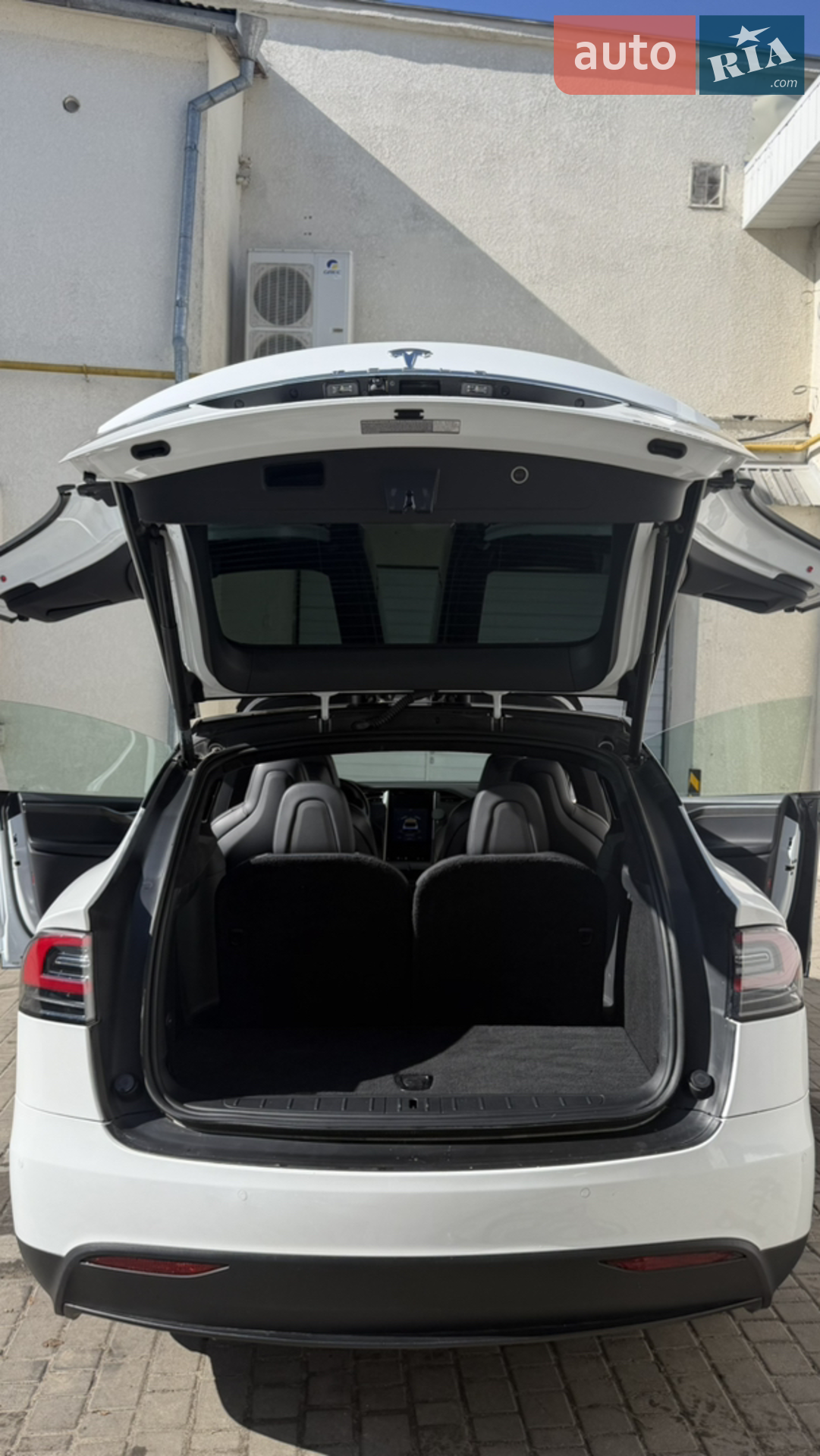 2020 Tesla Model X - мініатюра 15