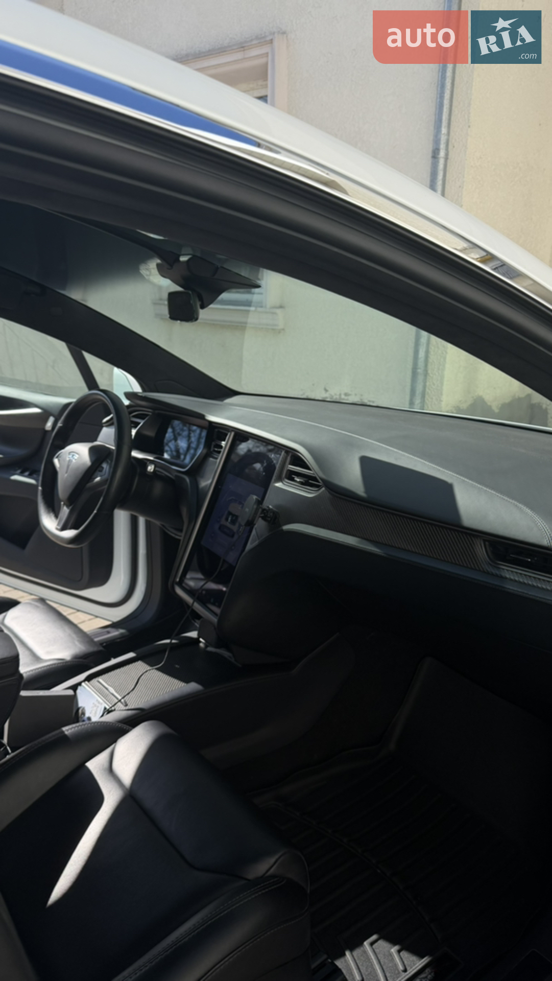 2020 Tesla Model X - мініатюра 19