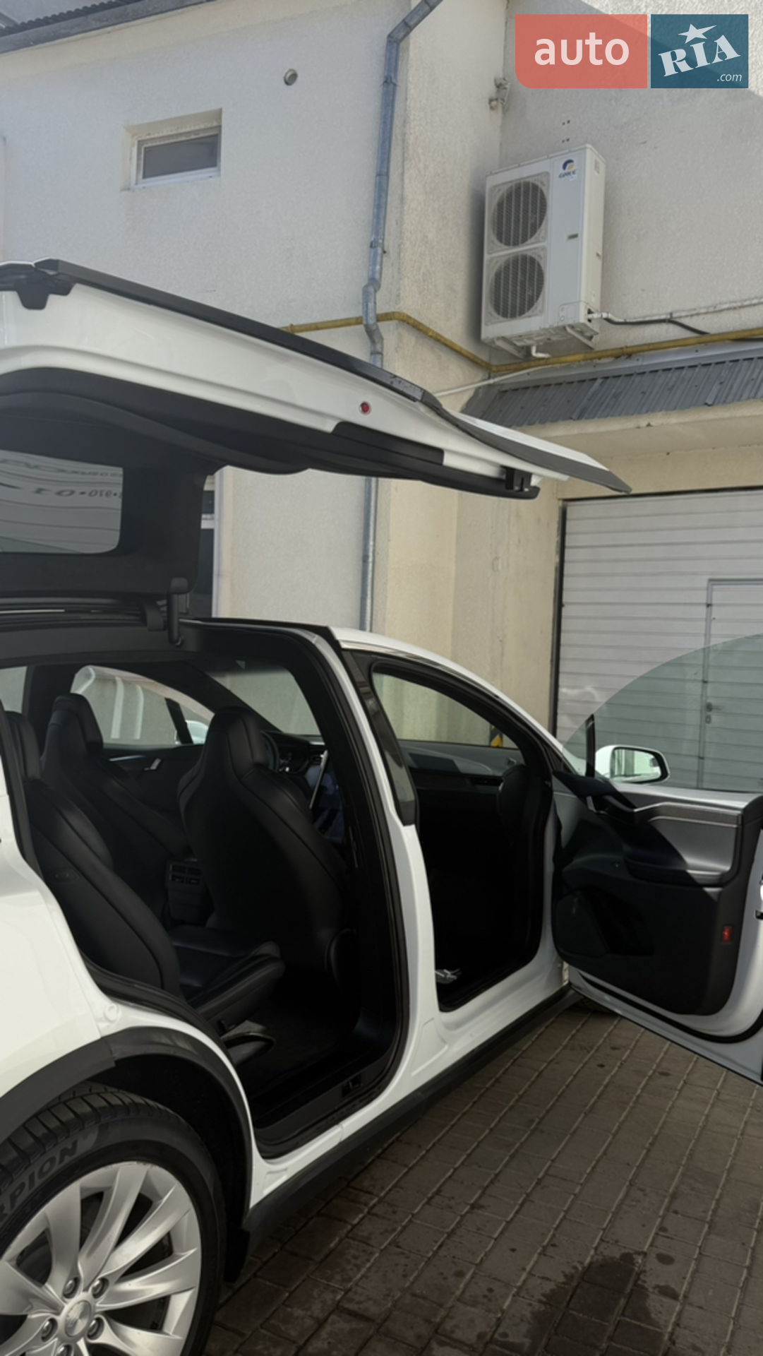 2020 Tesla Model X - мініатюра 25