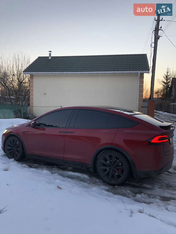 Внедорожник / Кроссовер Tesla Model X 2016 в Гостомеле