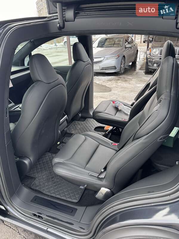 Позашляховик / Кросовер Tesla Model X 2024 в Києві
