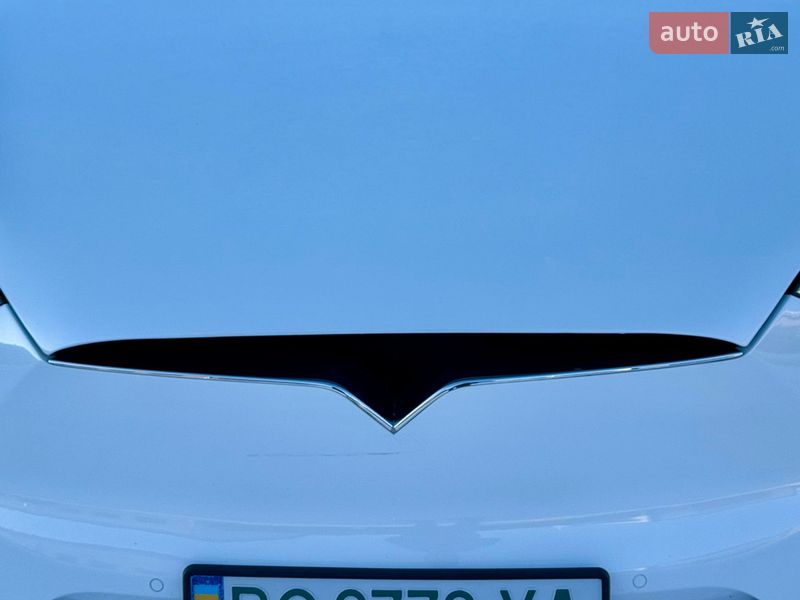 Внедорожник / Кроссовер Tesla Model X 2017 в Тернополе