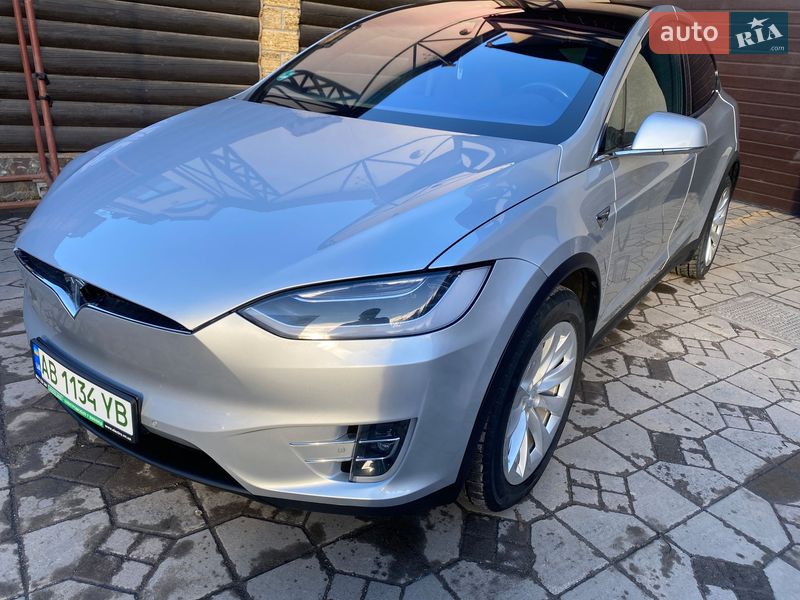 Внедорожник / Кроссовер Tesla Model X 2018 в Виннице фото 2 Внедорожник / Кроссовер Tesla Model X 2018 в Виннице