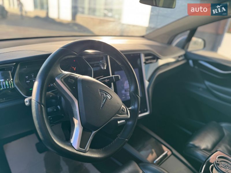 Внедорожник / Кроссовер Tesla Model X 2016 в Днепре