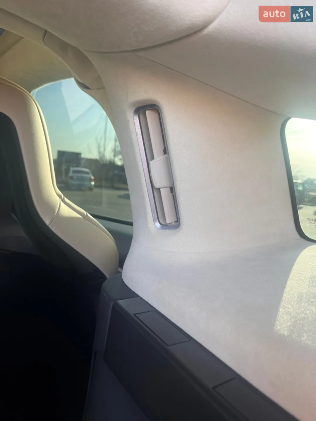 2016 Tesla Model X - мініатюра 19