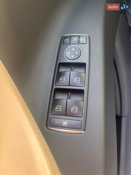 Позашляховик / Кросовер Tesla Model X 2016 в Бродах