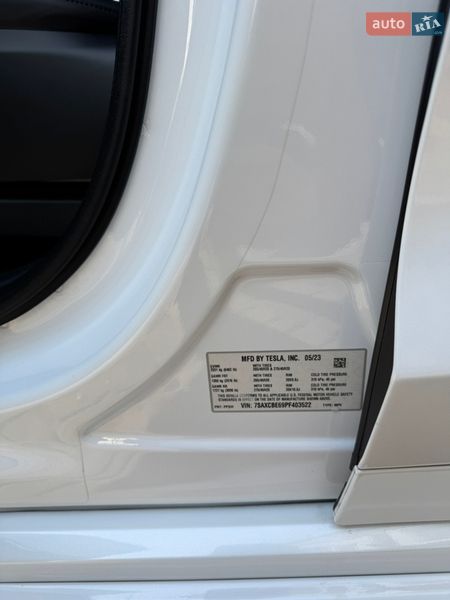 Внедорожник / Кроссовер Tesla Model X 2023 в Запорожье