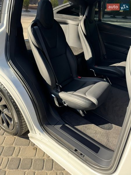 Внедорожник / Кроссовер Tesla Model X 2023 в Запорожье