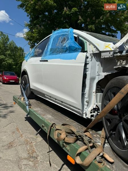 Внедорожник / Кроссовер Tesla Model X 2023 в Запорожье
