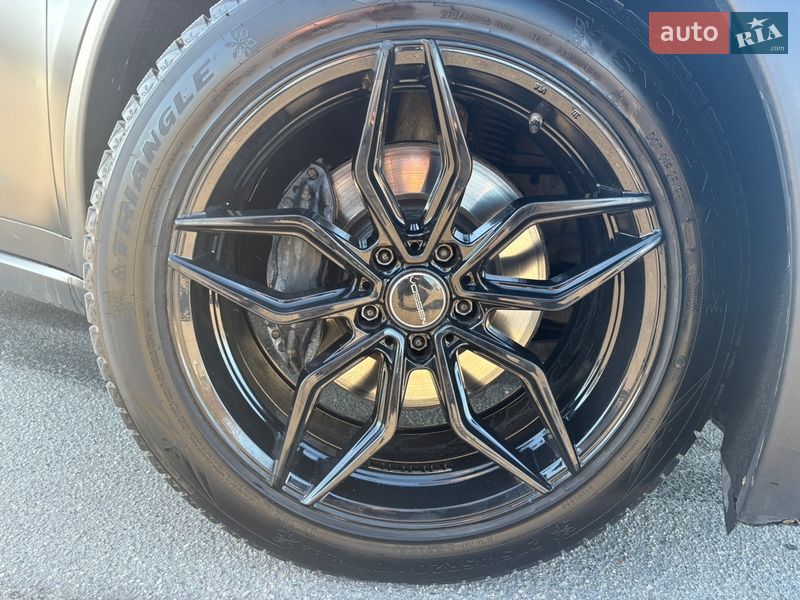 Позашляховик / Кросовер Tesla Model X 2017 в Дніпрі