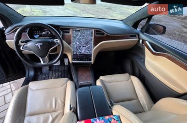 Позашляховик / Кросовер Tesla Model X 2017 в Кривому Розі