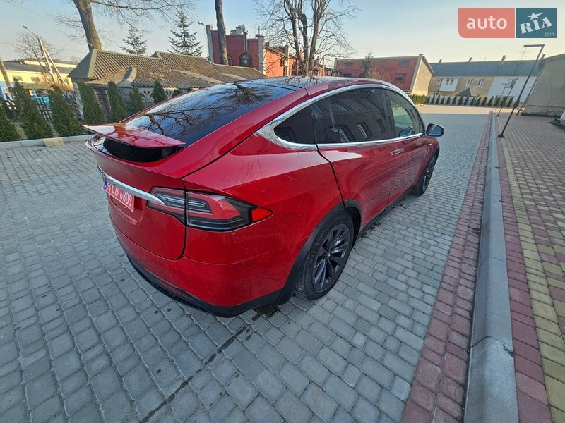 Внедорожник / Кроссовер Tesla Model X 2016 в Львове