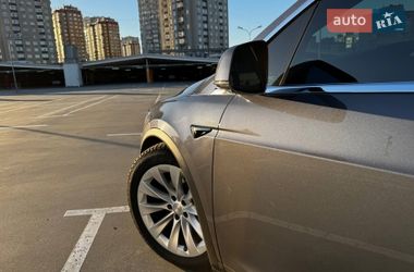 Внедорожник / Кроссовер Tesla Model X 2020 в Киеве