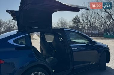 Внедорожник / Кроссовер Tesla Model X 2018 в Горишних Плавнях