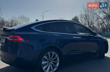 Внедорожник / Кроссовер Tesla Model X 2018 в Горишних Плавнях