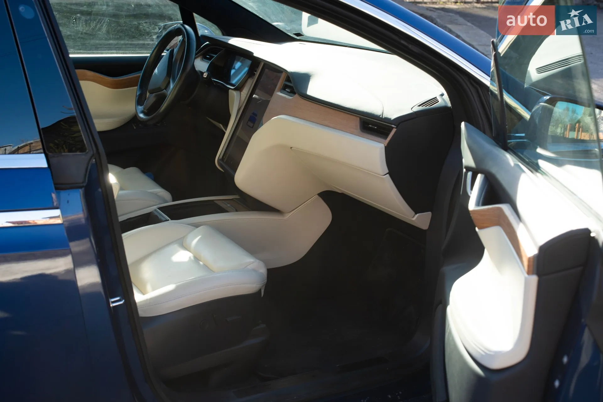 2020 Tesla Model X - мініатюра 9