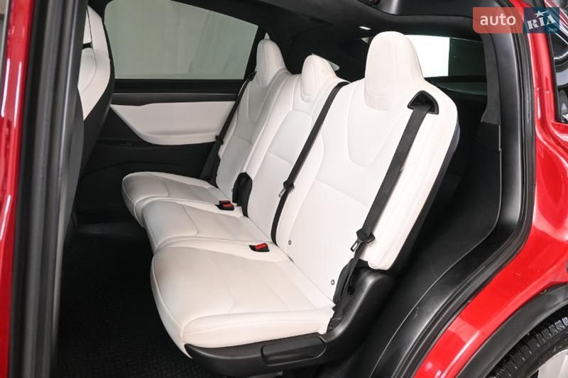 Внедорожник / Кроссовер Tesla Model X 2017 в Тернополе