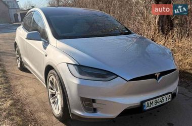 Внедорожник / Кроссовер Tesla Model X 2018 в Житомире