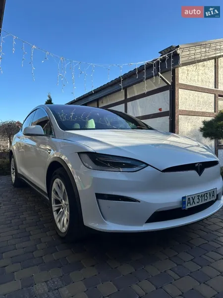 Tesla Model X 2018