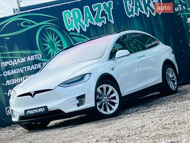 Tesla Model X 2020