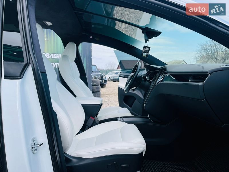 Внедорожник / Кроссовер Tesla Model X 2020 в Харькове