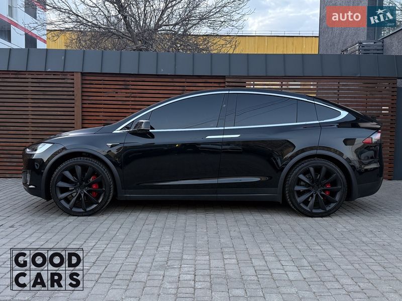 Внедорожник / Кроссовер Tesla Model X 2019 в Одессе