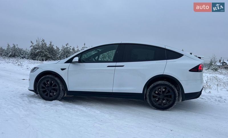 Позашляховик / Кросовер Tesla Model X 2024 в Києві фото 15 Позашляховик / Кросовер Tesla Model X 2024 в Києві
