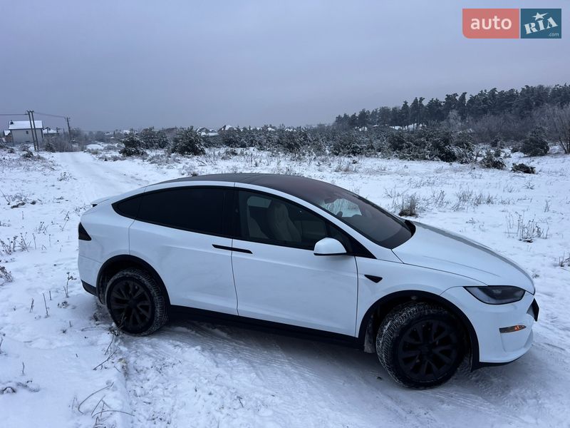 Позашляховик / Кросовер Tesla Model X 2024 в Києві фото 10 Позашляховик / Кросовер Tesla Model X 2024 в Києві