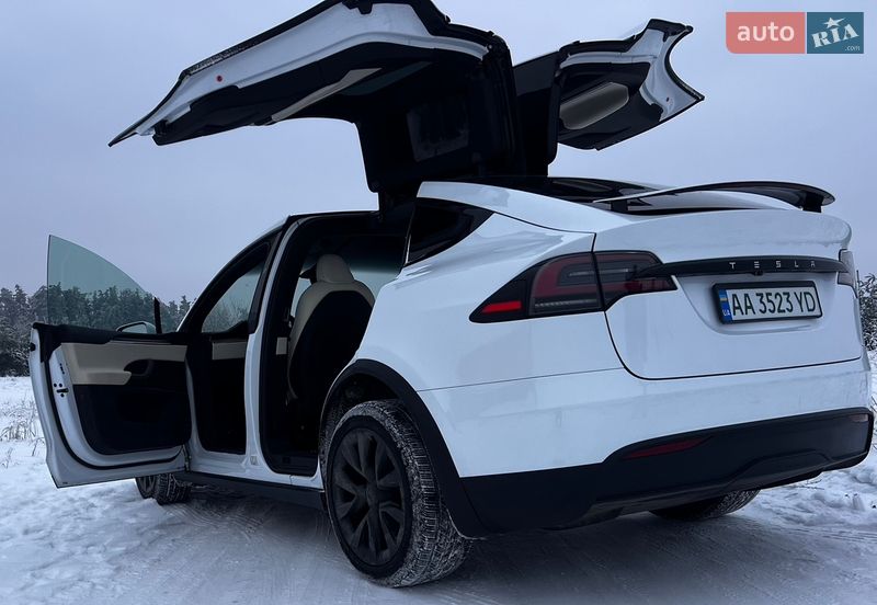 Позашляховик / Кросовер Tesla Model X 2024 в Києві фото 29 Позашляховик / Кросовер Tesla Model X 2024 в Києві