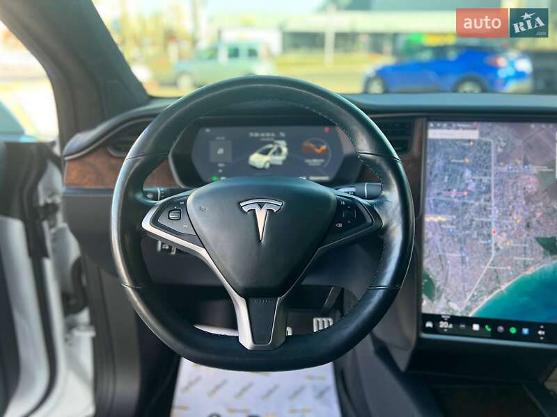 Внедорожник / Кроссовер Tesla Model X 2019 в Одессе