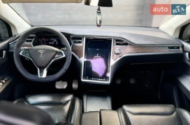 Внедорожник / Кроссовер Tesla Model X 2016 в Николаеве