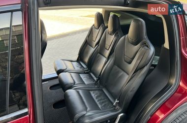 Внедорожник / Кроссовер Tesla Model X 2016 в Николаеве