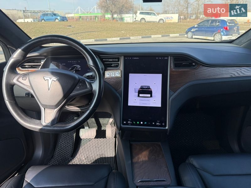 Позашляховик / Кросовер Tesla Model X 2019 в Києві