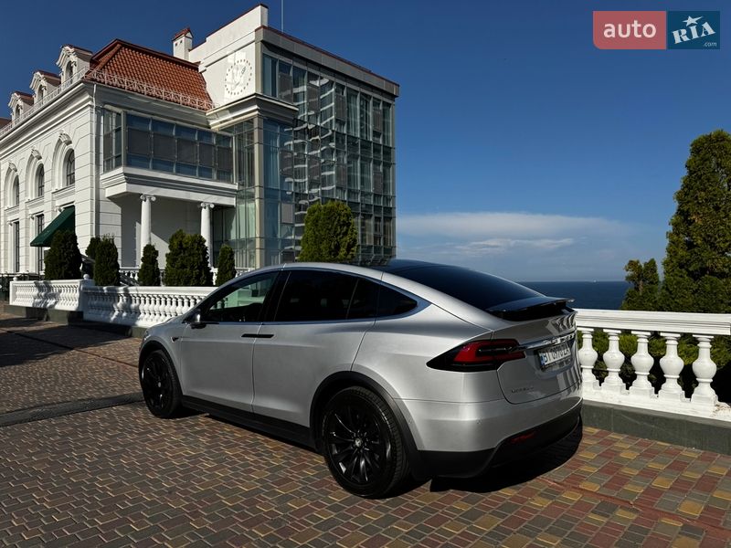 Позашляховик / Кросовер Tesla Model X 2016 в Одесі