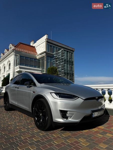 Позашляховик / Кросовер Tesla Model X 2016 в Одесі