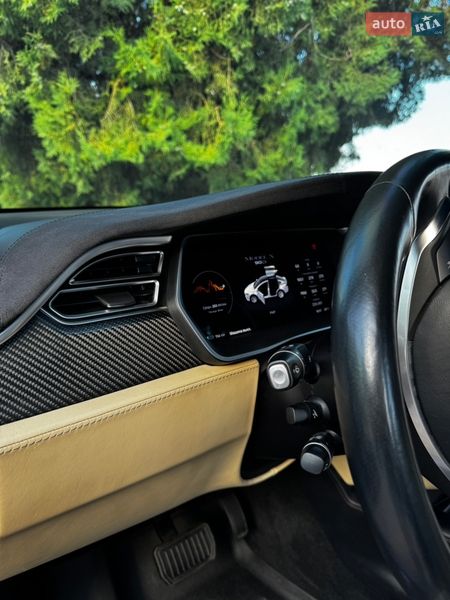 Позашляховик / Кросовер Tesla Model X 2016 в Одесі