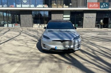 Внедорожник / Кроссовер Tesla Model X 2018 в Ужгороде