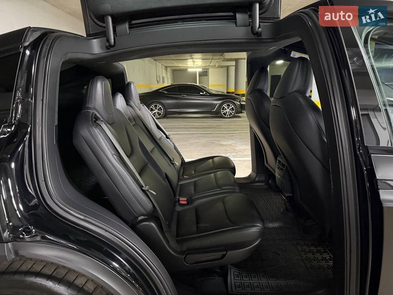 Внедорожник / Кроссовер Tesla Model X 2020 в Киеве