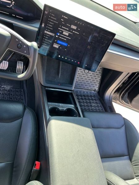 Внедорожник / Кроссовер Tesla Model X 2022 в Киеве