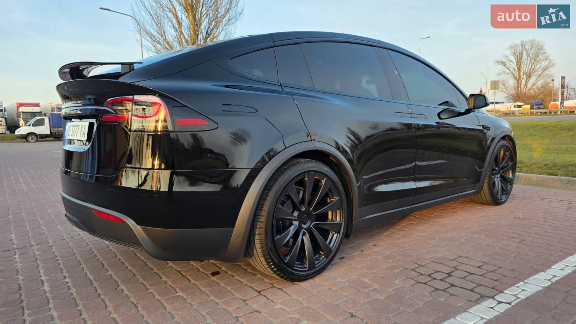 2023 Tesla Model X - мініатюра 35