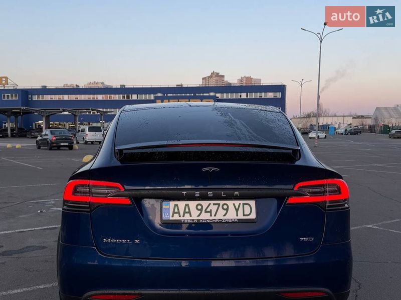 Внедорожник / Кроссовер Tesla Model X 2016 в Киеве