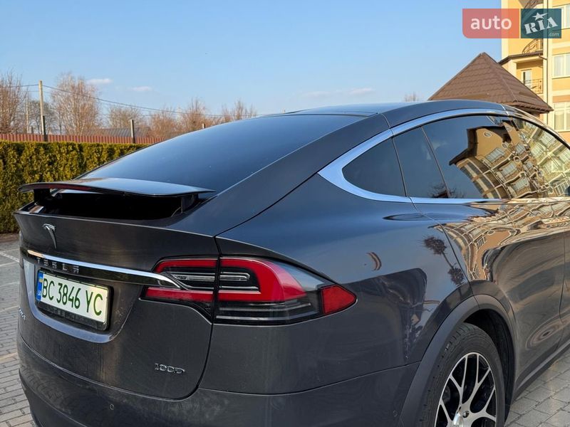 Позашляховик / Кросовер Tesla Model X 2018 в Львові фото 5 Позашляховик / Кросовер Tesla Model X 2018 в Львові