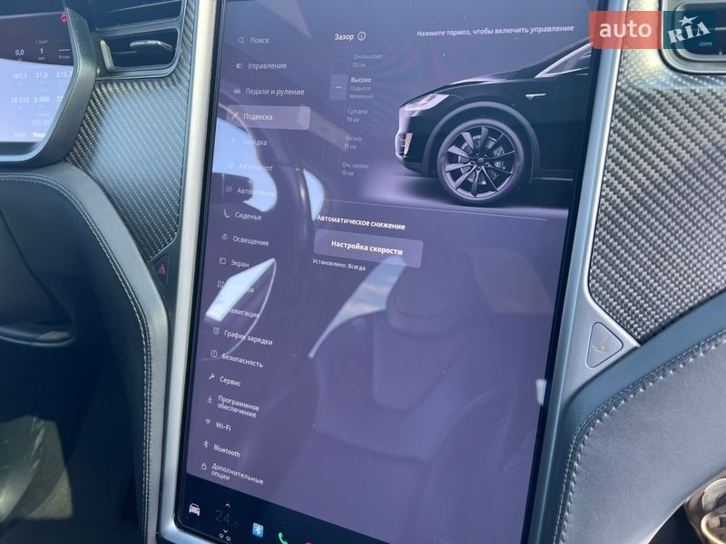 Позашляховик / Кросовер Tesla Model X 2018 в Києві